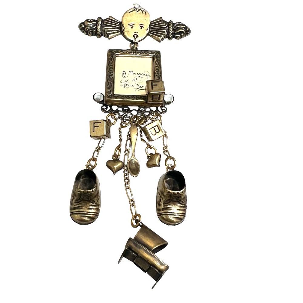 VINTAGE TOP SHELF JEWELRY MESSAGE OF TRUE LOVE BABY BROOCH W DANGLING CHARMS